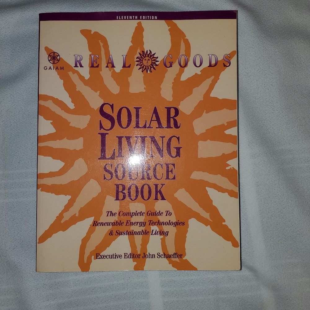 Gaiam Real Goods Solar Living Source Book